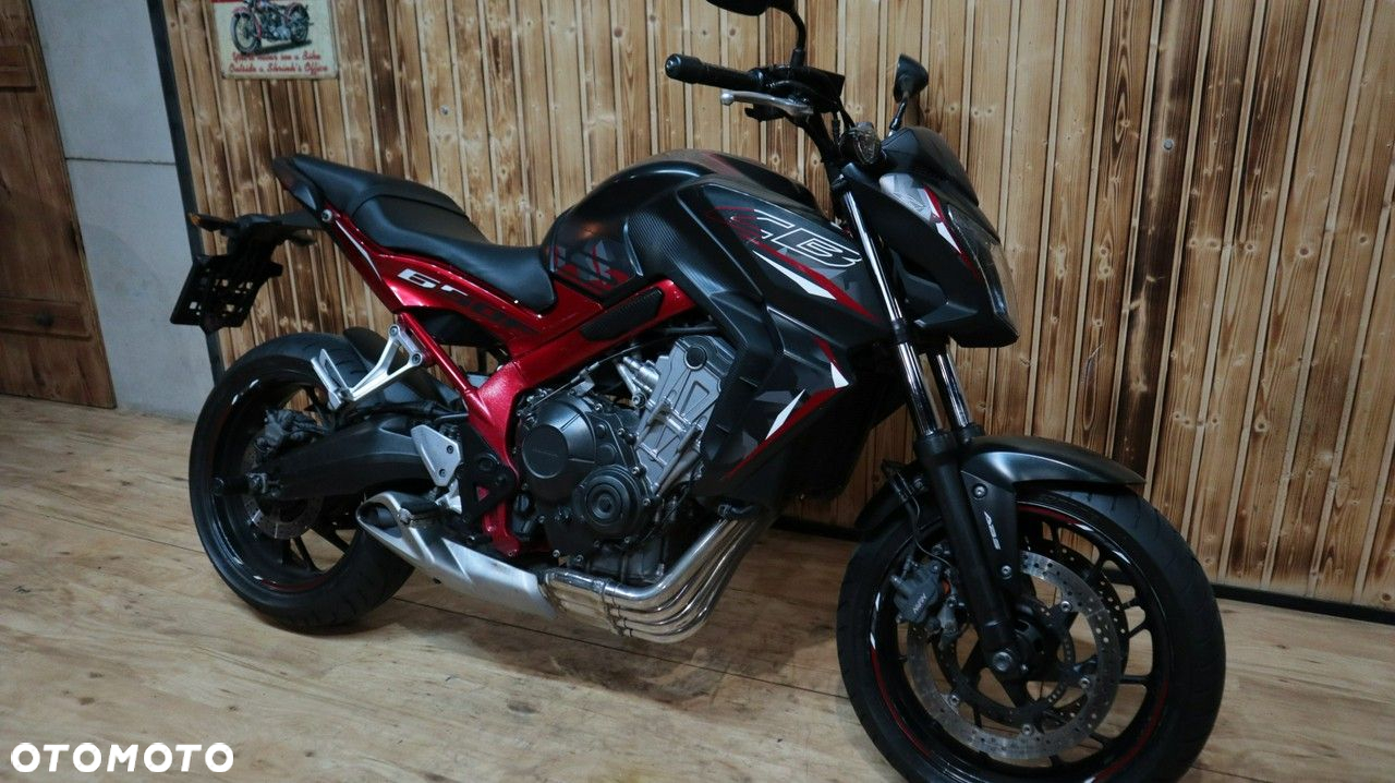 Honda CB - 8