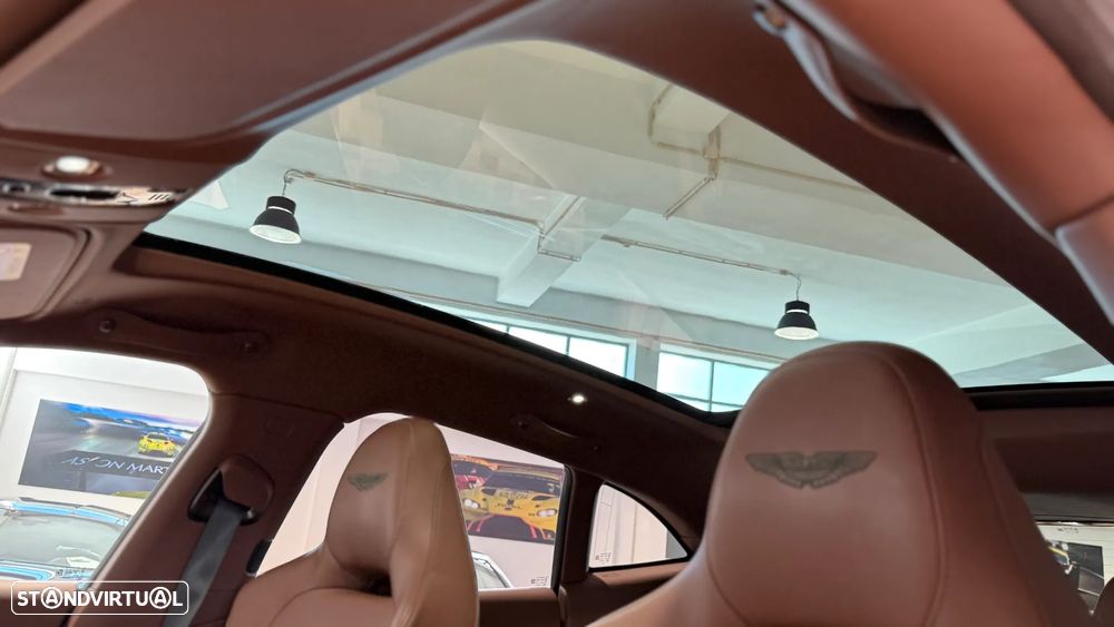 Aston Martin DBX 707 - 17