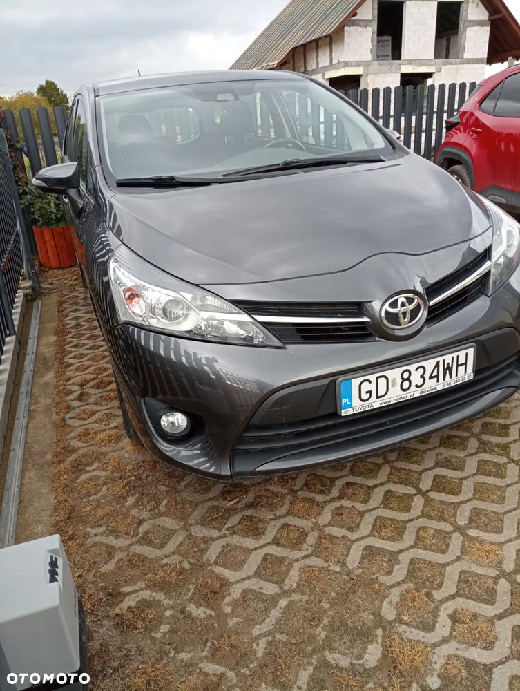 Toyota Verso 1.6 Active - 11