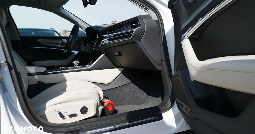 Audi A6 Allroad - 23