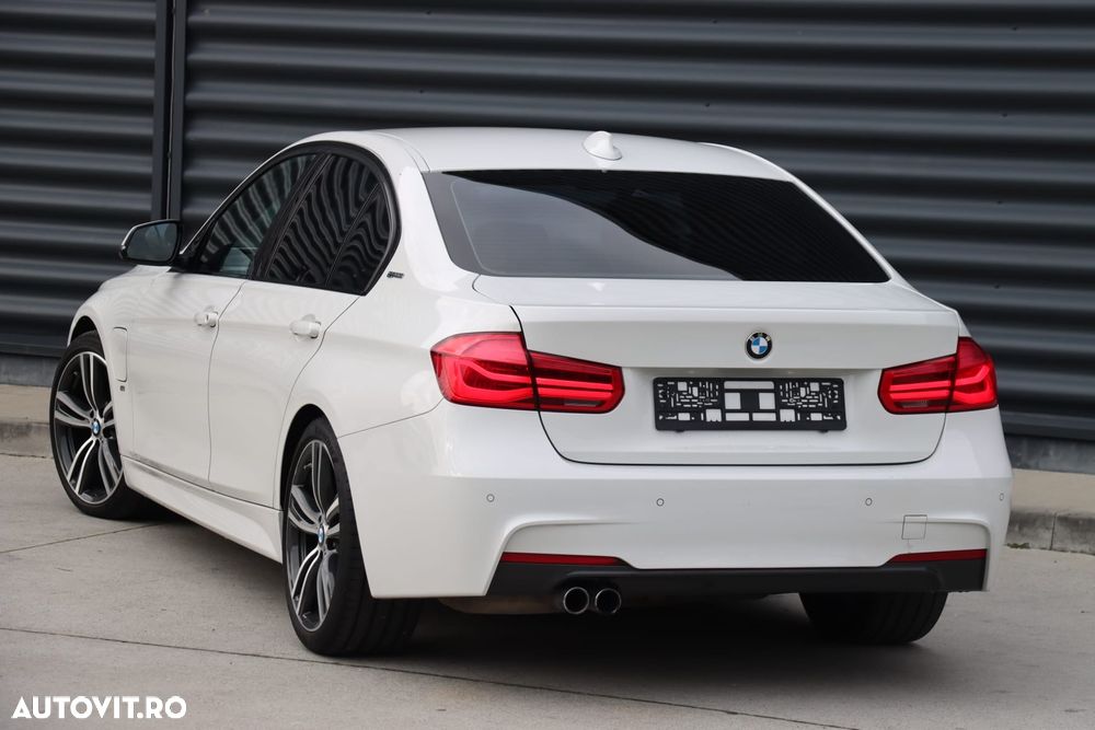 BMW Seria 3 330e iPerformance M Sport - 5