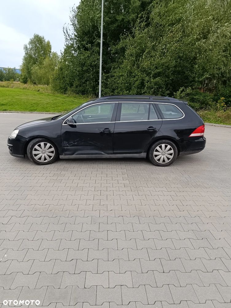 Volkswagen Golf - 3
