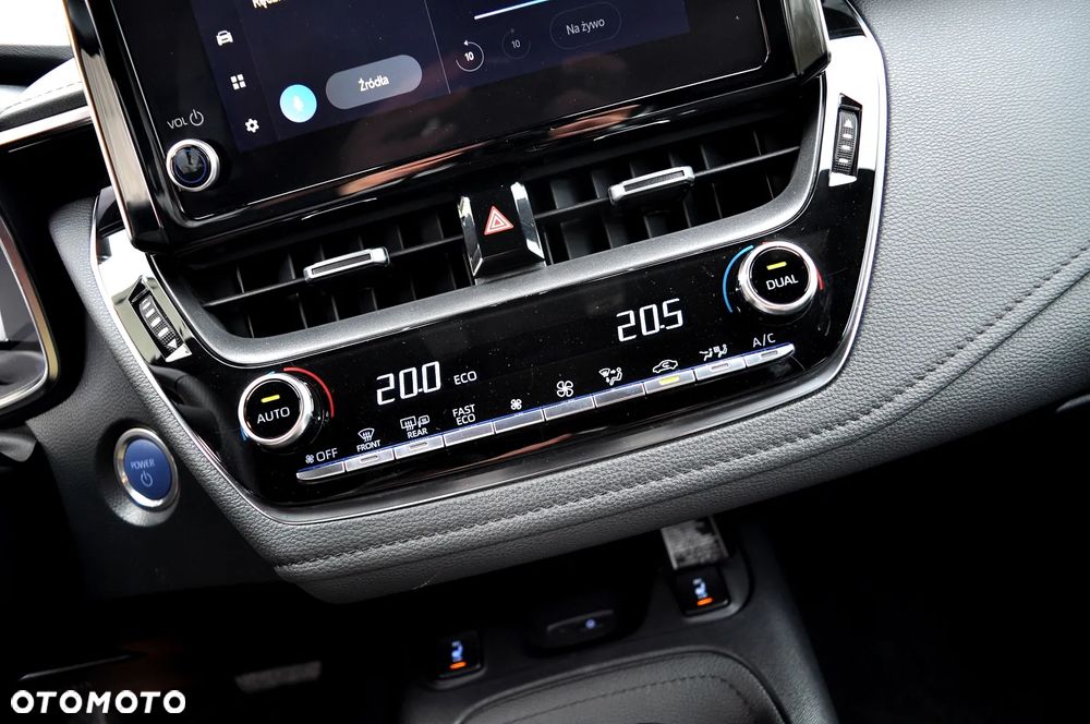 Toyota Corolla 2.0 Hybrid GR Sport - 36