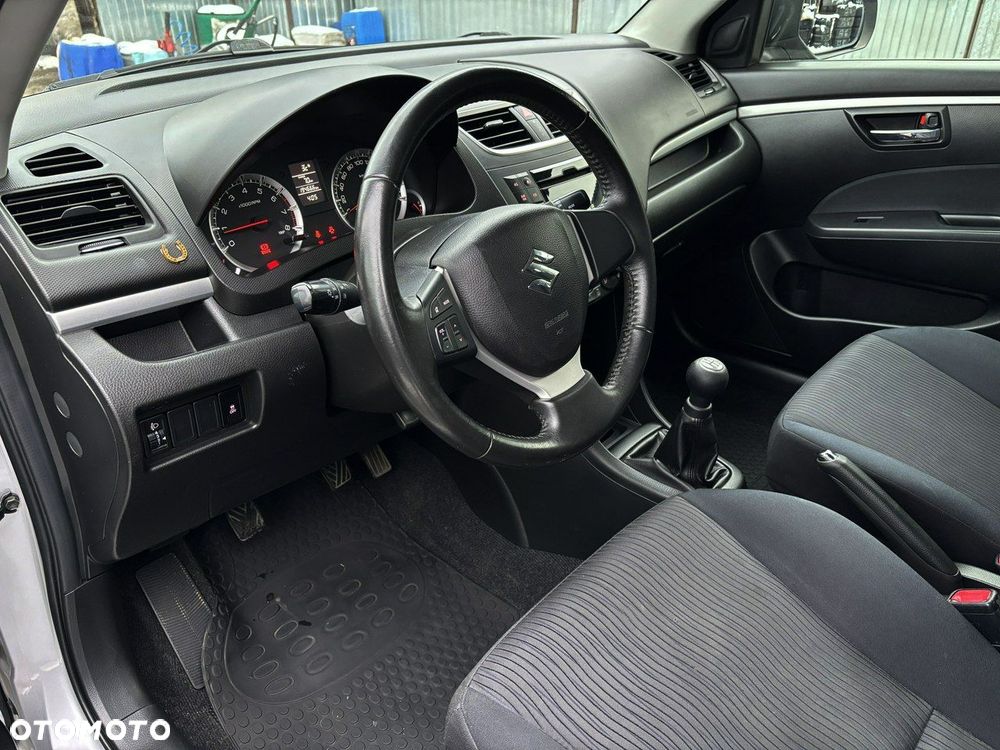 Suzuki Swift 1.2 Premium - 12