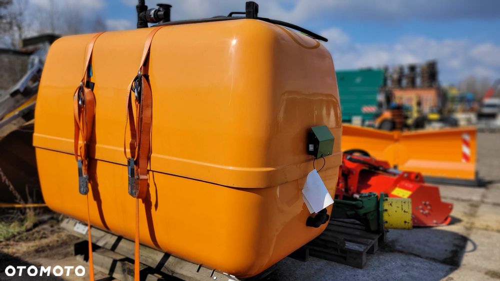 Amazone UG 3000 Beczka ,zbiornik opryskiwacz zaczepiany - 2