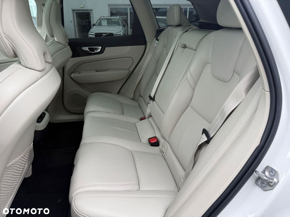 Volvo XC 60 - 17