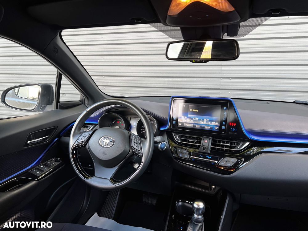 Toyota C-HR 1.8 HSD 4x2 CVT C-enter - 8