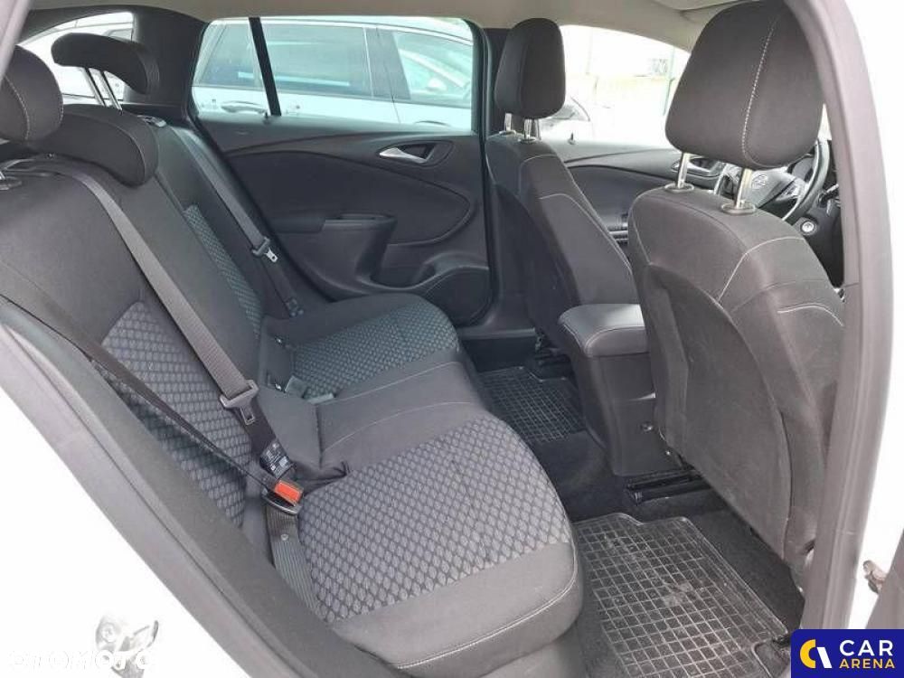 Opel Astra - 32