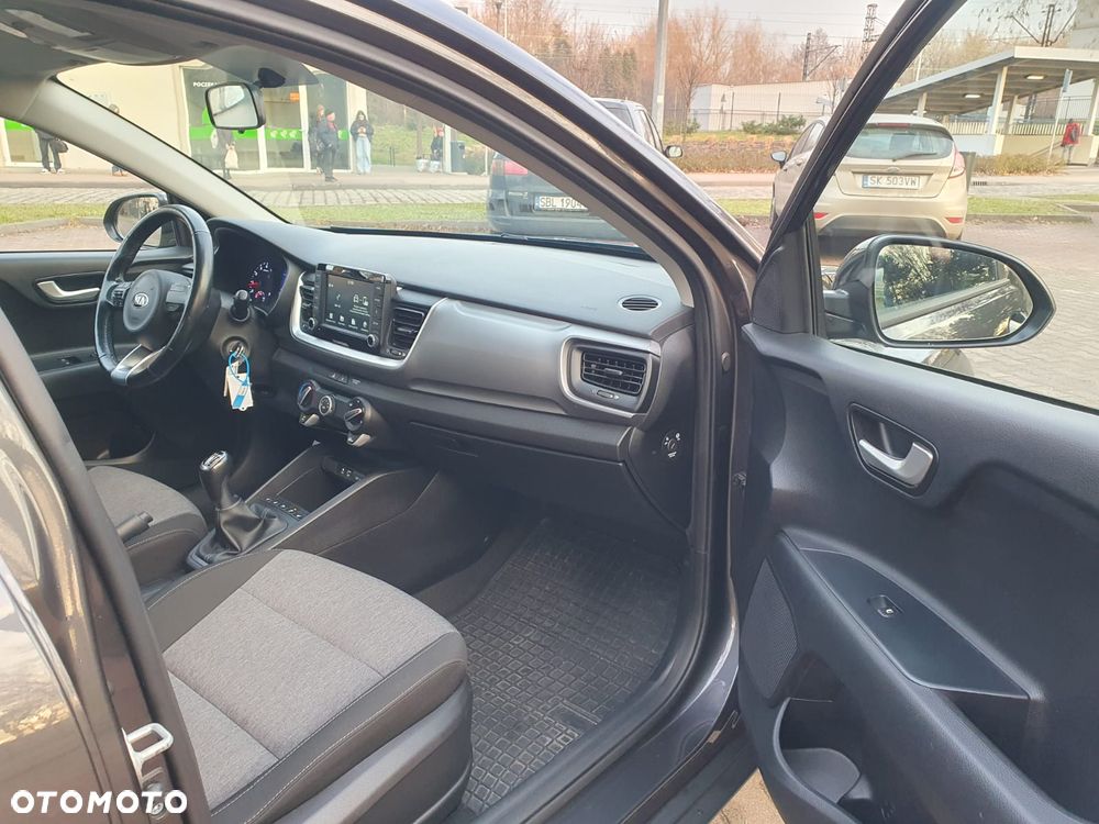 Kia Stonic 1.4 L - 17