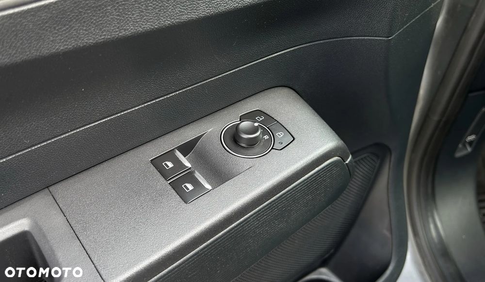 Ford Transit Courier Ambiente - 14