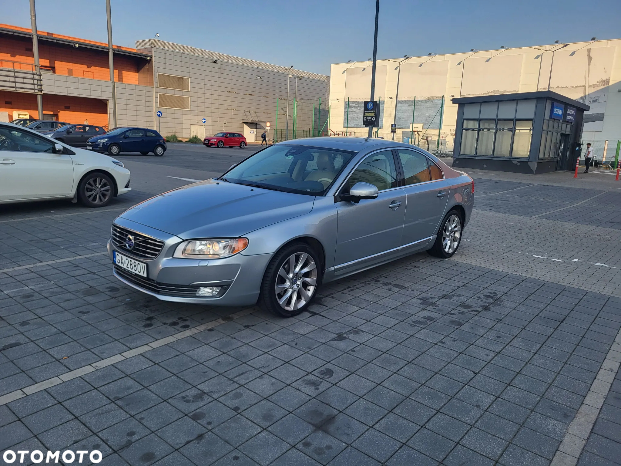 Volvo S80 3.2 Momentum - 13