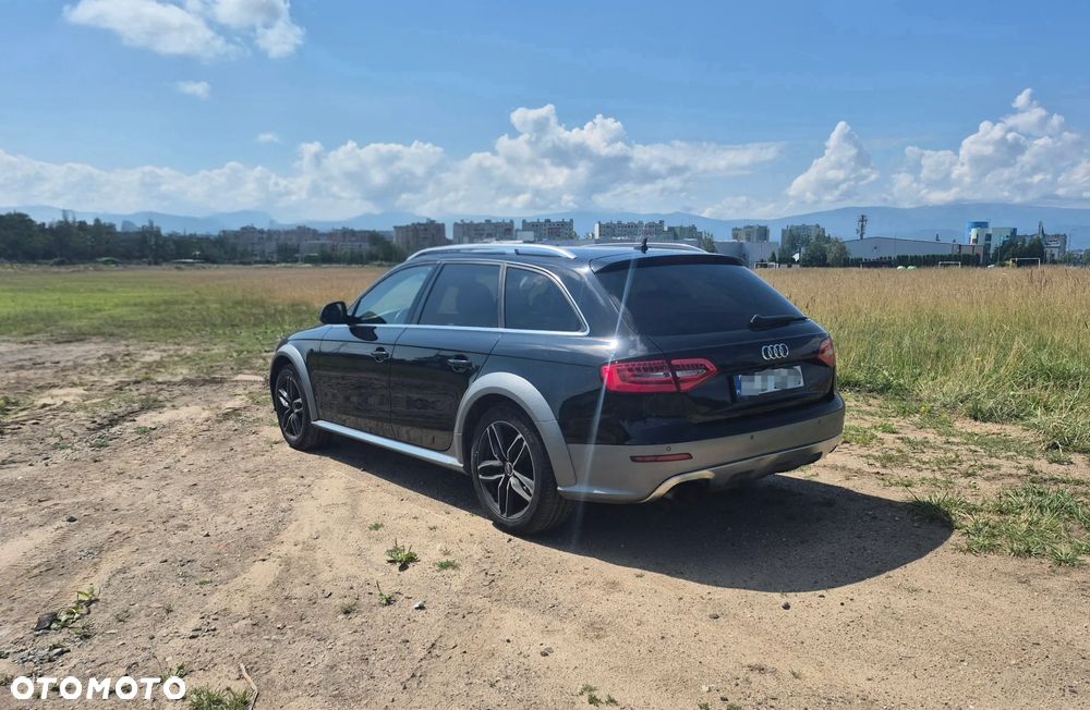 Audi A4 Allroad 2.0 TDI DPF S tronic - 3