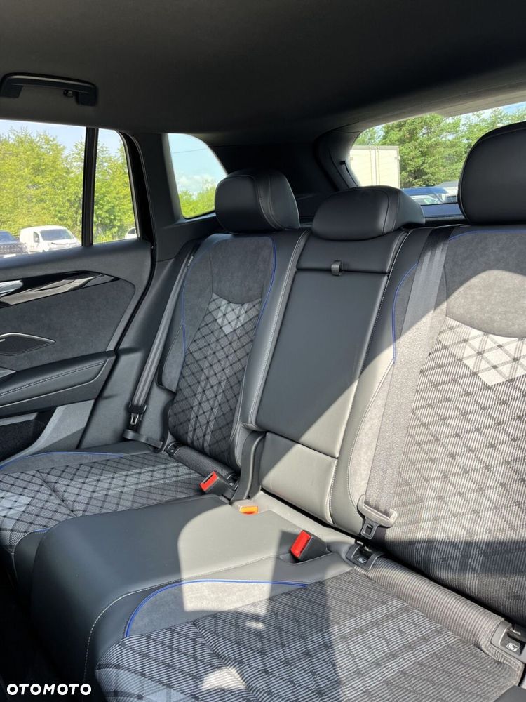 Volkswagen Tiguan 1.5 eTSI R-Line Plus DSG - 30