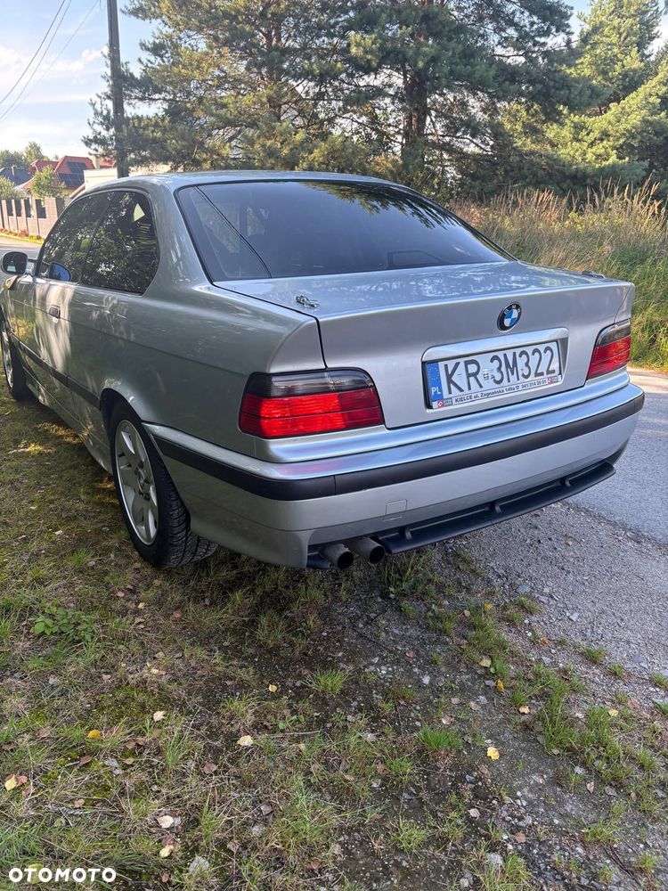 BMW M3 Standard - 32