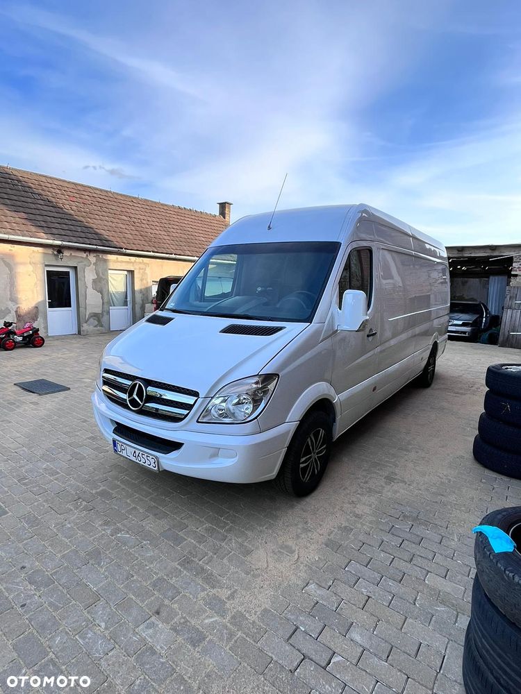 Mercedes-Benz SPRINTER - 3