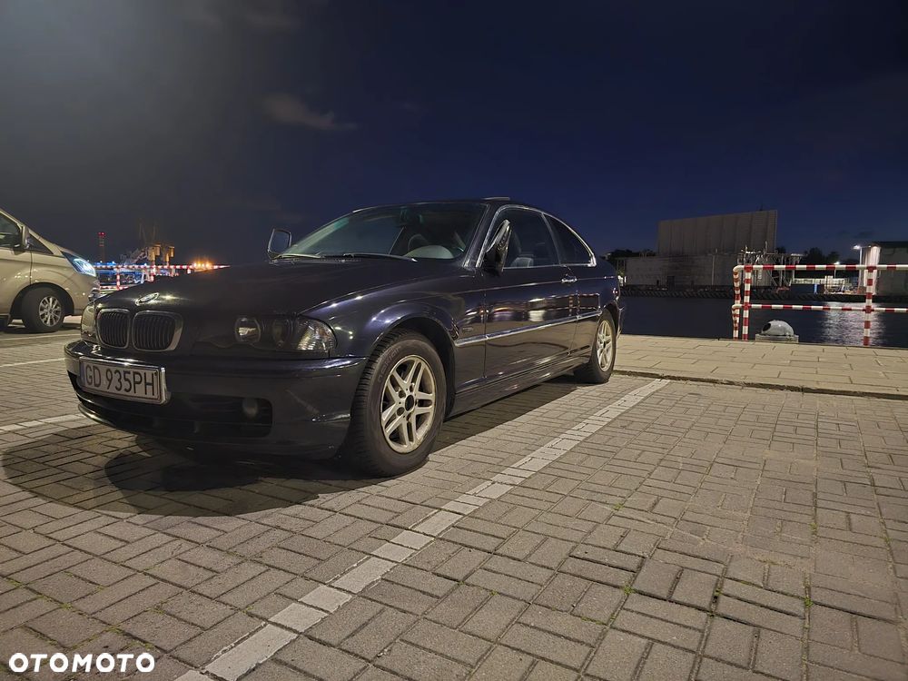 BMW Seria 3 323Ci - 11