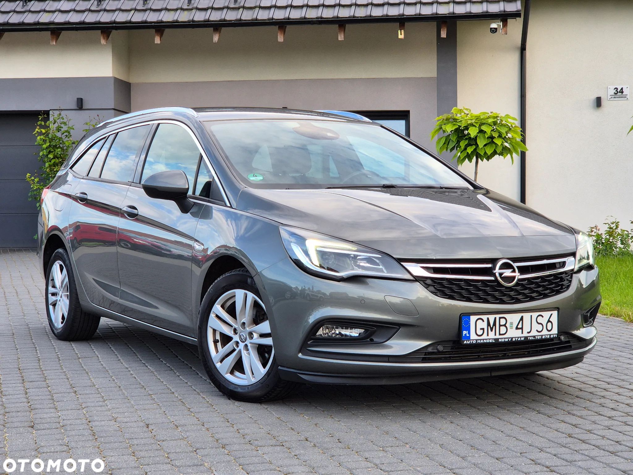 Opel Astra 1.6 D (CDTI) Start/Stop Sports Tourer Dynamic - 1