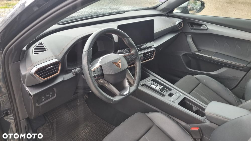 Cupra Formentor 1.4 e-Hybrid DSG Priority - 25