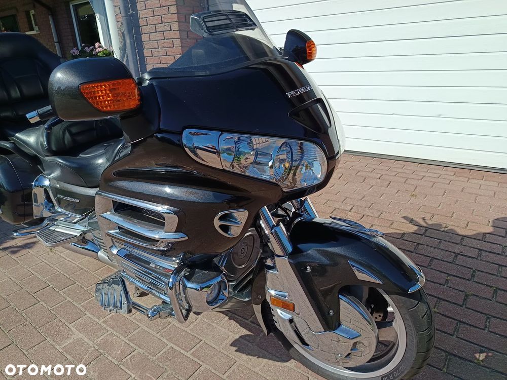 Honda GL - 6