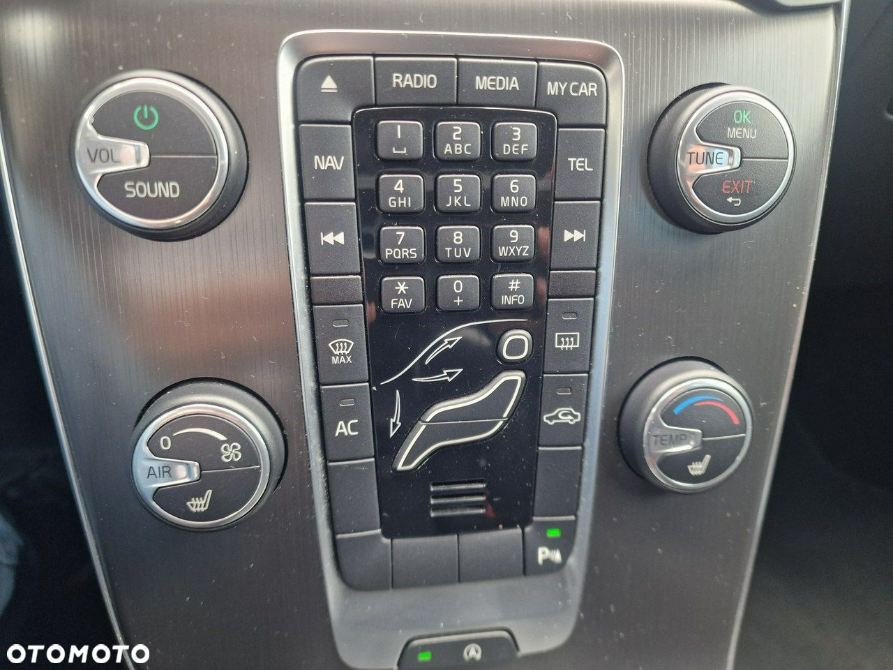 Volvo V40 T2 You - 27