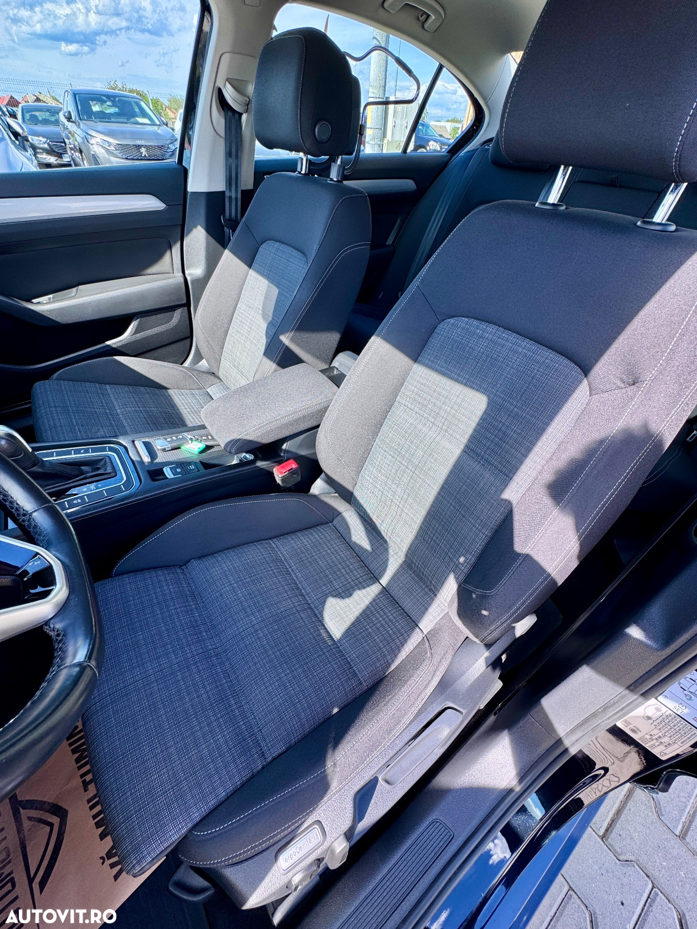 Volkswagen Passat Variant 2.0 TDI DSG Comfortline - 6