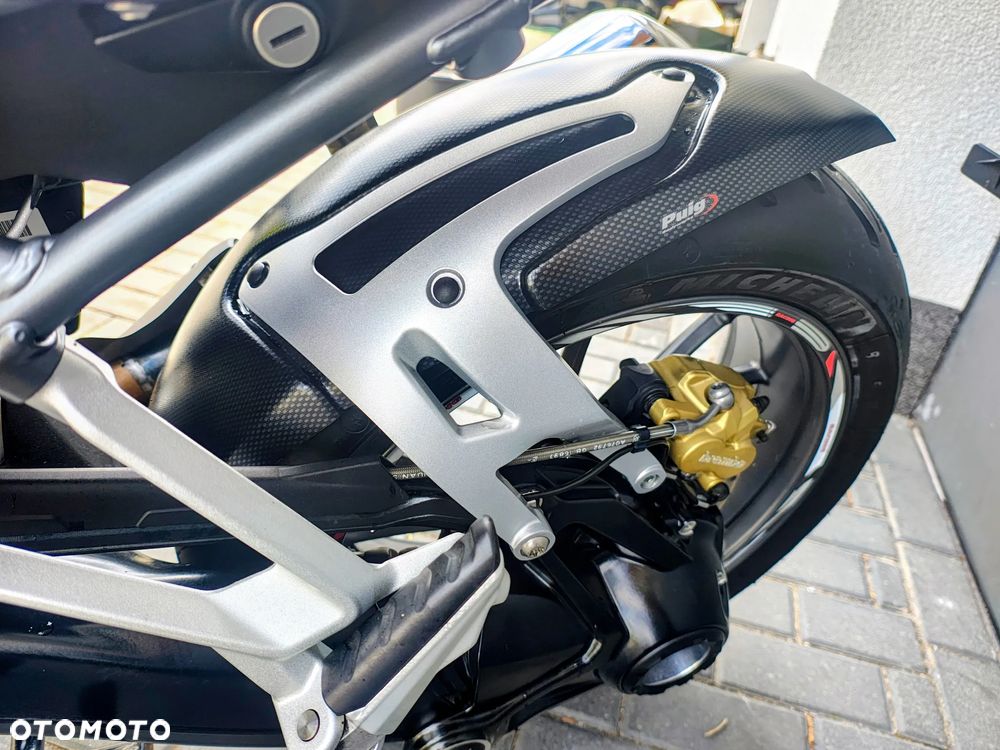 BMW R - 24