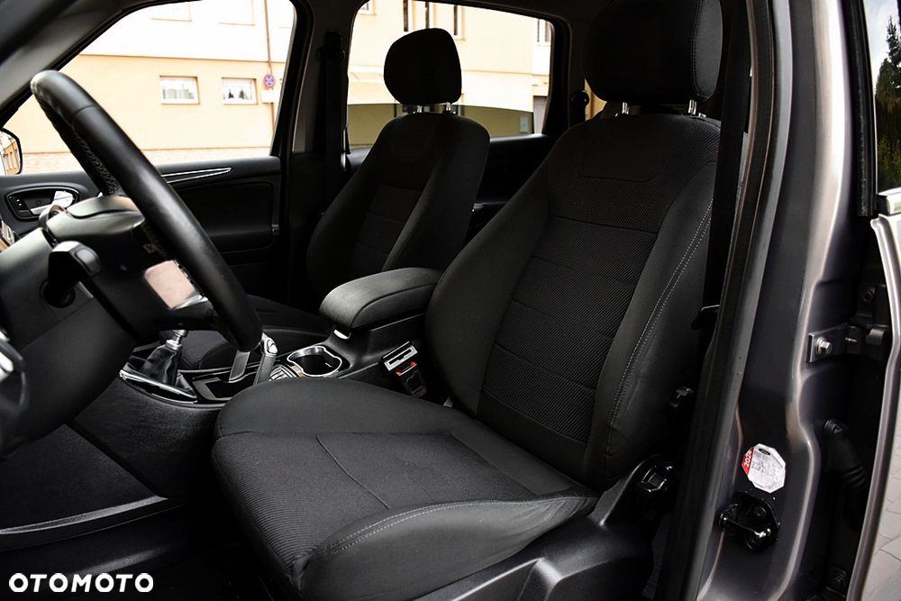 Ford S-Max 2.0 TDCi DPF Titanium - 8
