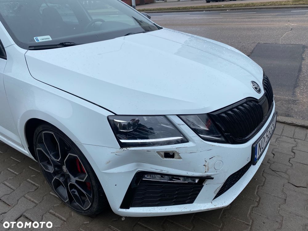 Skoda Octavia 2.0 TSI RS Challenge 245 DSG - 38