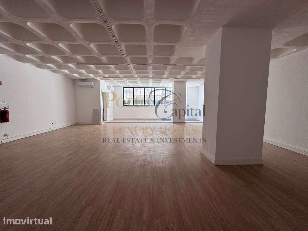 Escritório Open Space com 120 m2 em Ramalde - Grande imagem: 5/22
