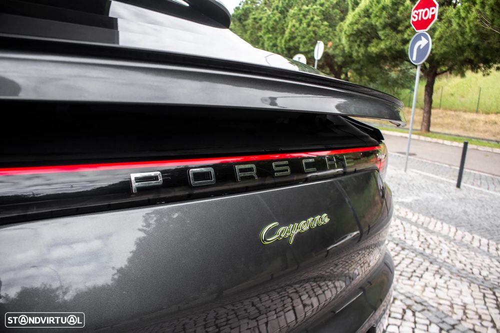Porsche Cayenne Coupé E-Hybrid Tiptronic S - 12