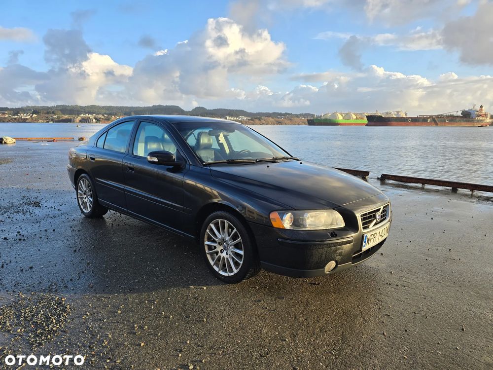 Volvo S60 D5 Summum - 1