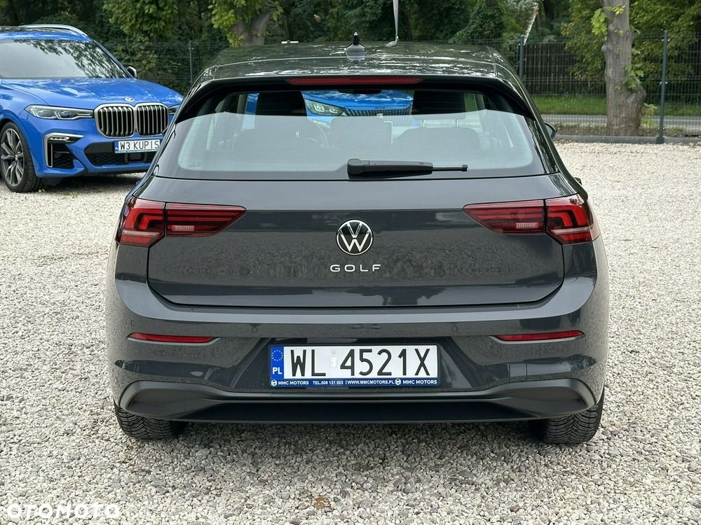 Volkswagen Golf - 6