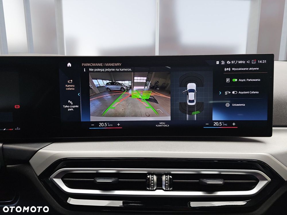 BMW Seria 3 318i - 26