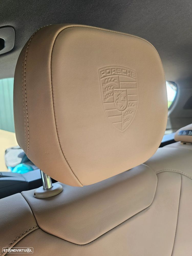 Porsche Cayenne - 11