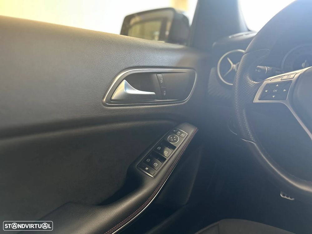 Mercedes-Benz A 180 CDI BE Edition AMG Line - 15