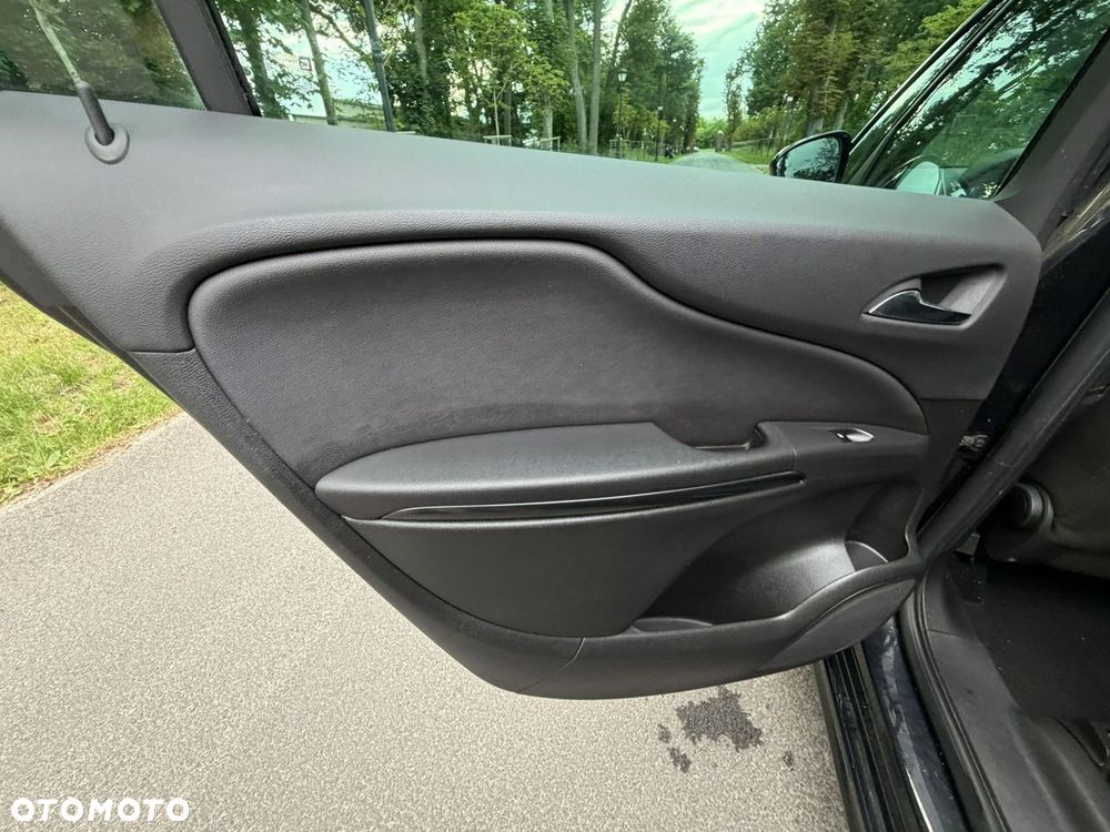 Opel Zafira - 22