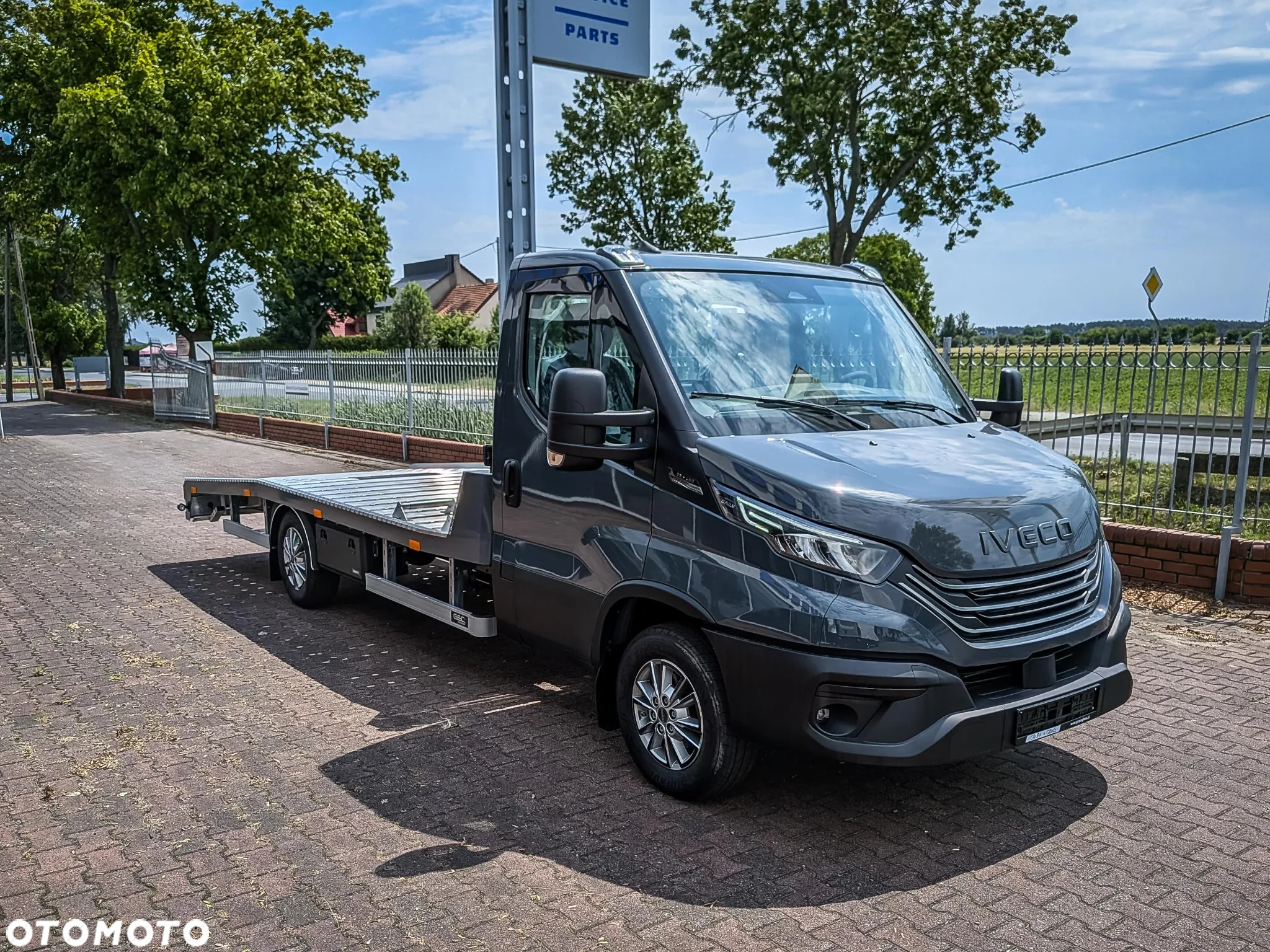 Iveco Daily 35S18HA8 3.0 180 KM AT Autolaweta GSC Zabudowy - 12