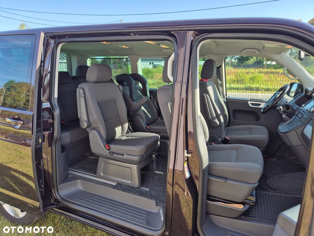 Volkswagen Multivan - 27