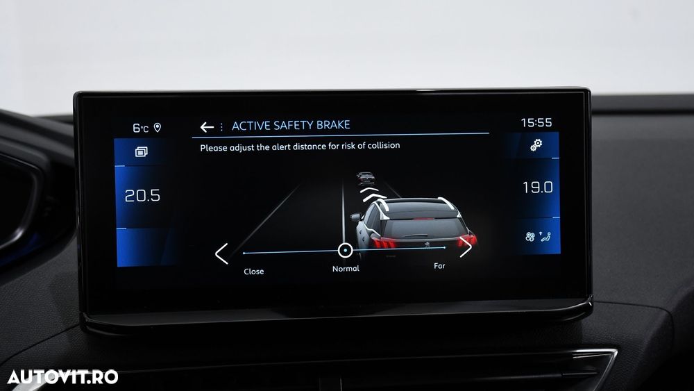 Peugeot 3008 1.2 PureTech Turbo S&S EAT8 Allure - 20