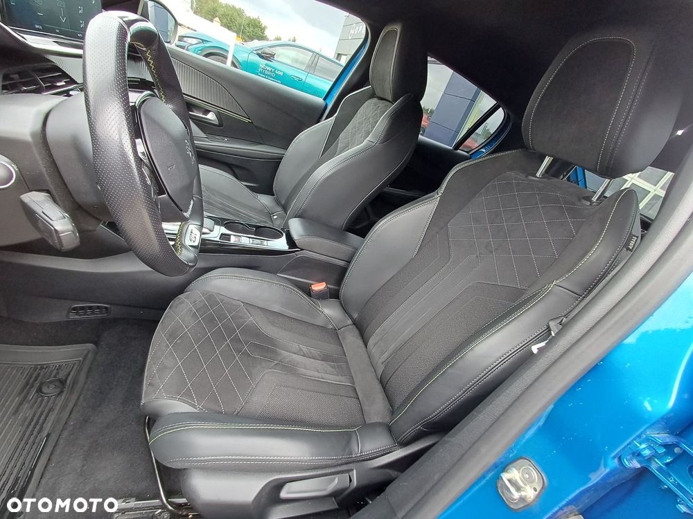 Peugeot 208 e-208 GT Pack - 13