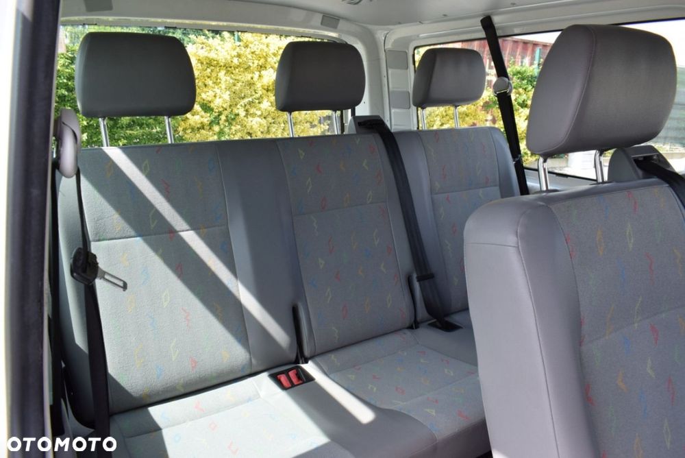 Volkswagen Transporter - 19