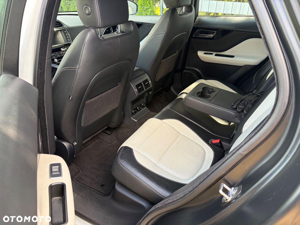 Jaguar F-Pace 2.0 i4D AWD R-Sport - 21