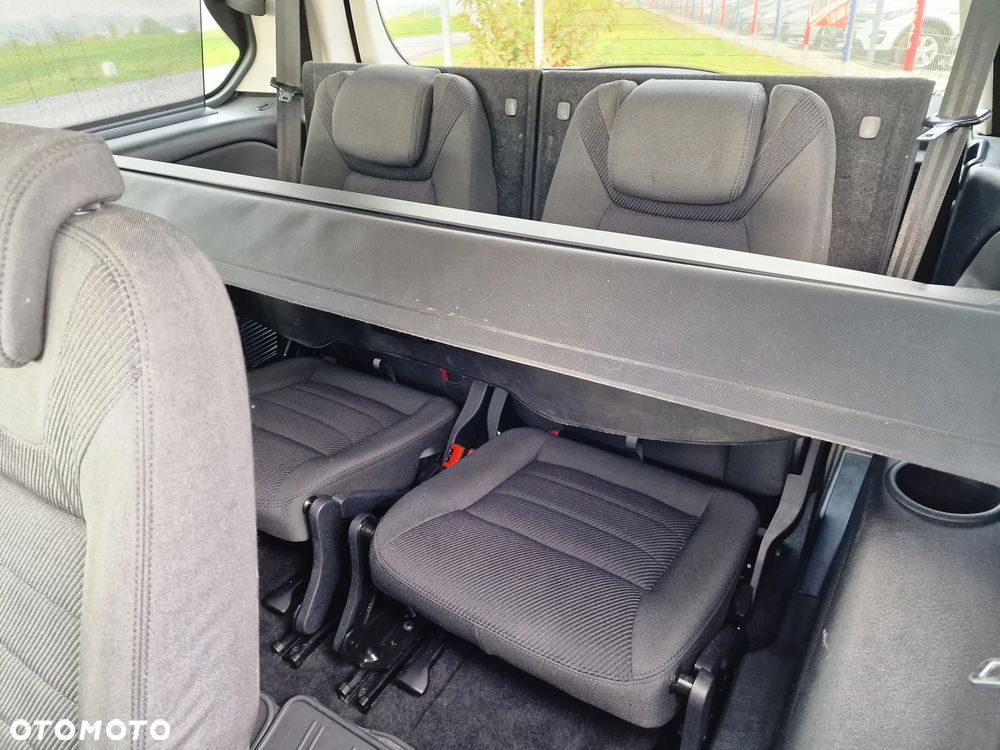 Ford Galaxy 2.2 TDCi DPF Titanium - 25