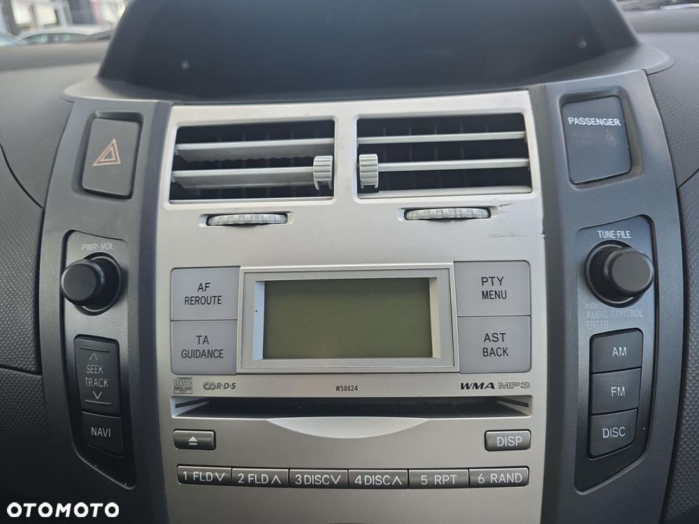 Toyota Yaris 1.3 Luna A/C - 22