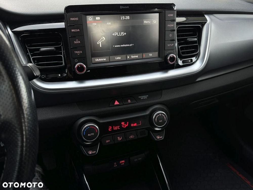 Kia Stonic 1.2 L - 19