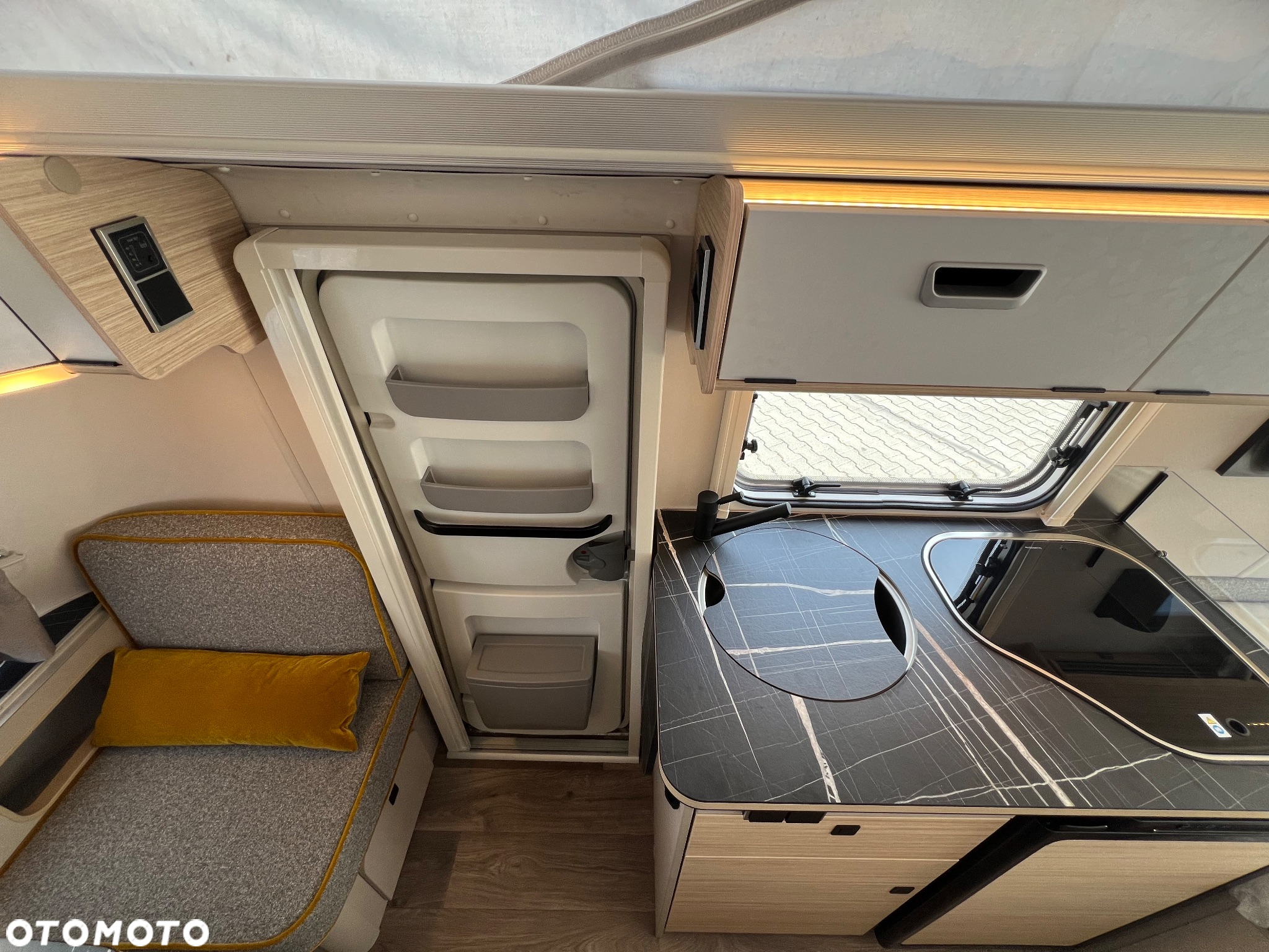 Hymer-Eriba Touring 542 - 21