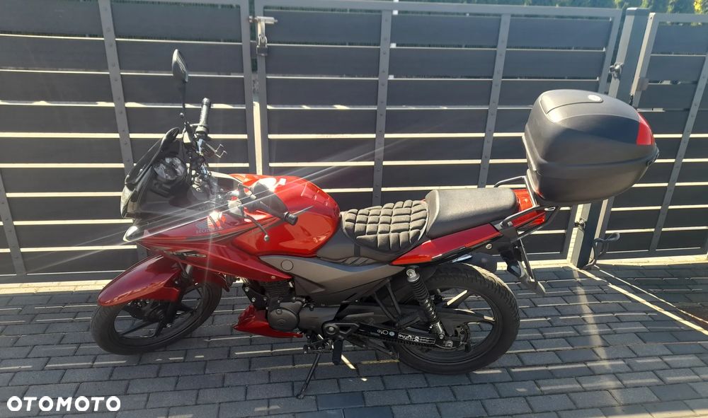 Honda CBF - 1