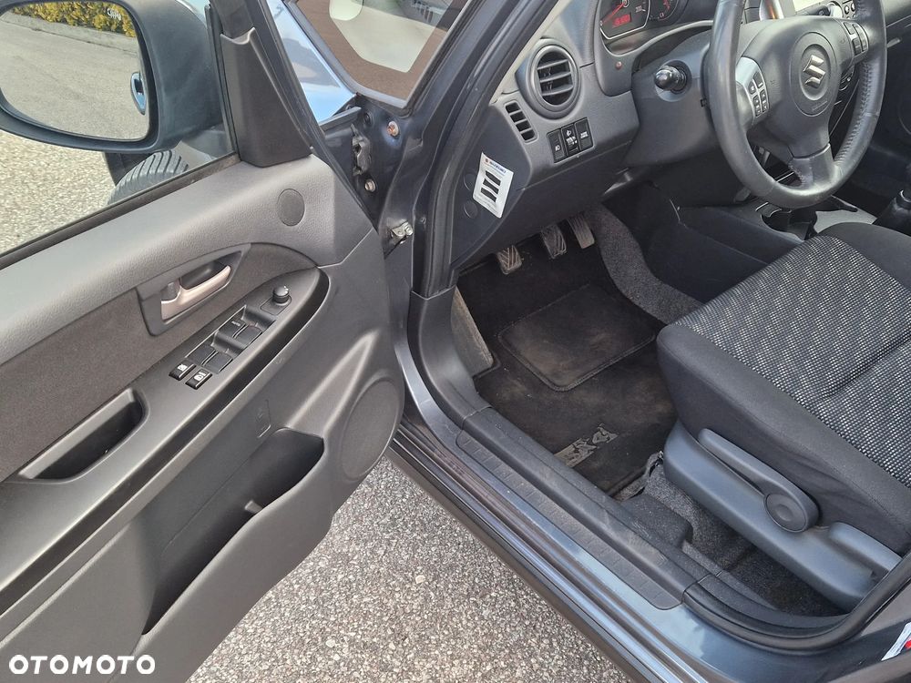 Suzuki SX4 - 14