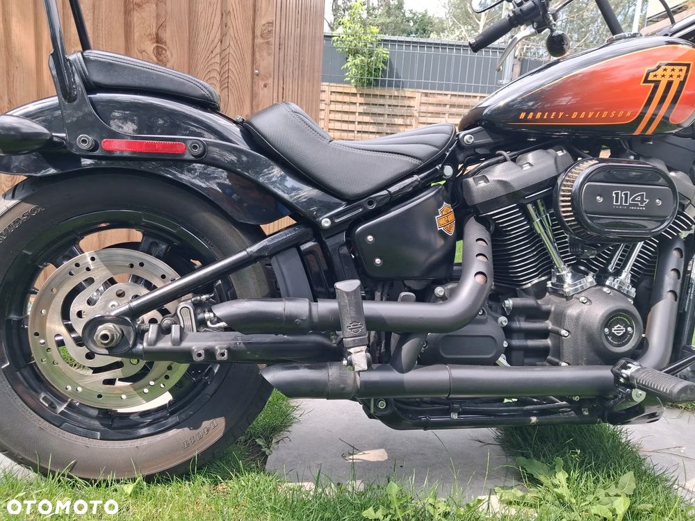 Harley-Davidson Dyna Street Bob - 2