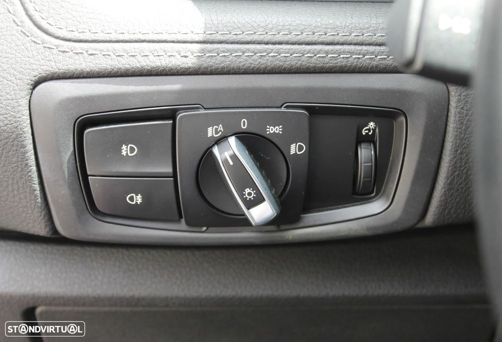 BMW 216 Active Tourer d Line Sport - 21